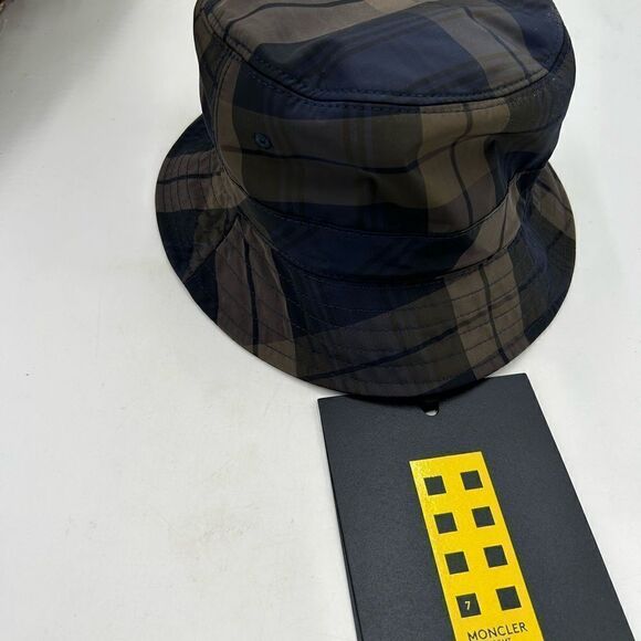 Men’s Moncler genius fragment printed check, nylon bucket, hat, size medium - Picture 8 of 8